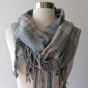 Banana Republic Gray Plaid Scarf